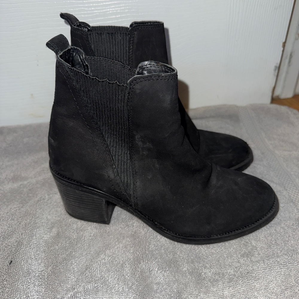 Aldo Black Women's Suede Chelsea Booties - Sleek Everyday Style
